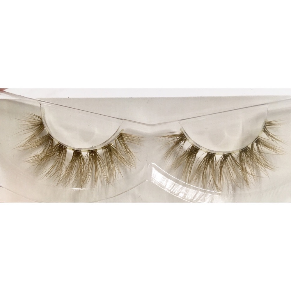 Ash blonde/brown 3D mink lashes